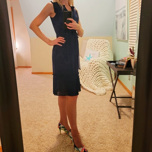 Classy Navy Blue Midi- XS - Picture 1 of 11